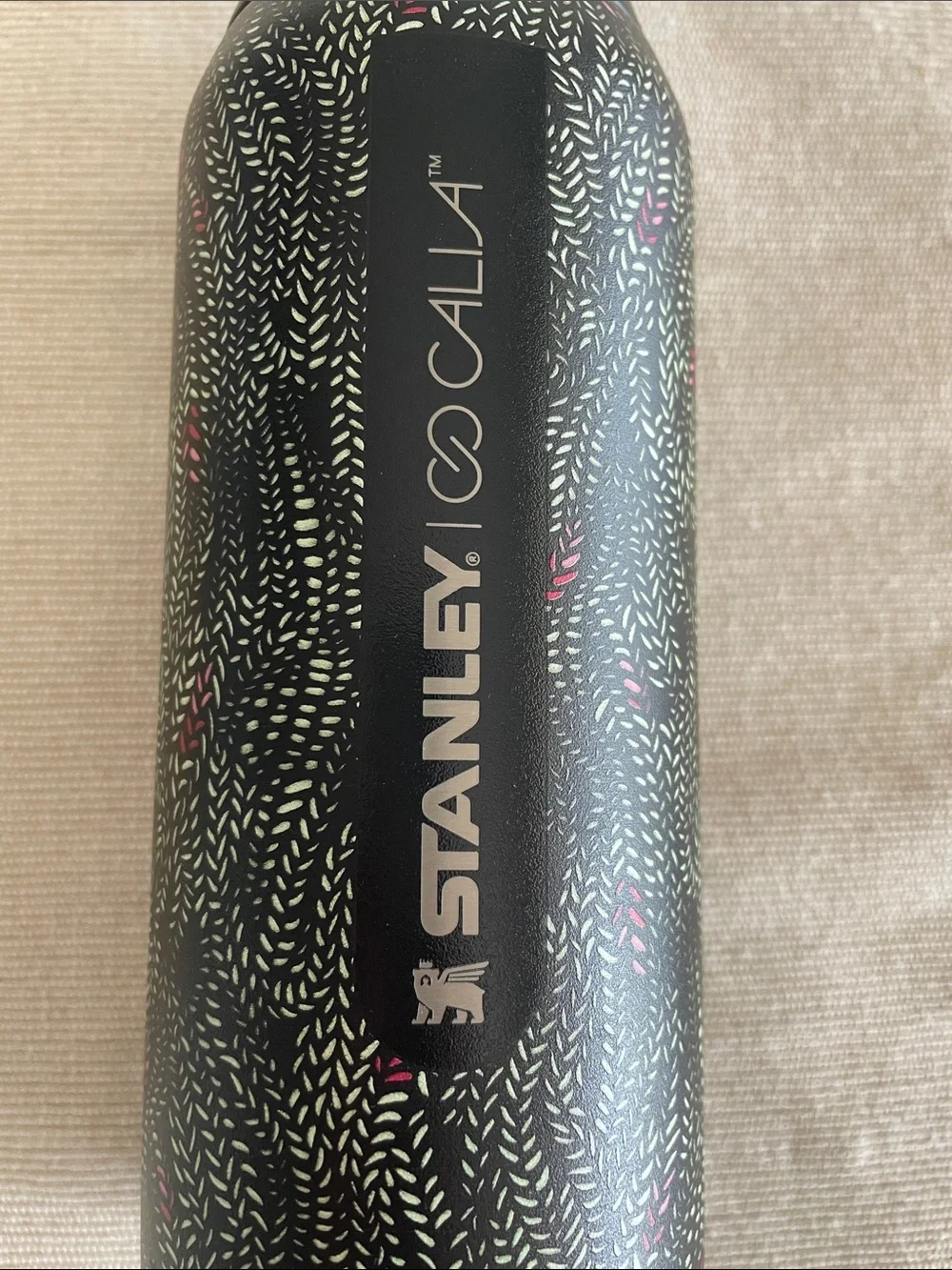 Stanley Black Insulated Bottle with White & Pink Accents - Picture 3 of 7